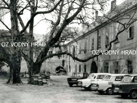 Sereď Nádvorie kaštieľa 1980